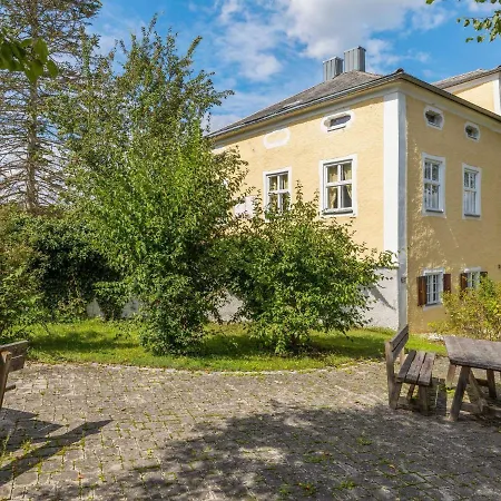 Herrenhaus In Im Malerischen Altmuehltal Semesterbostad